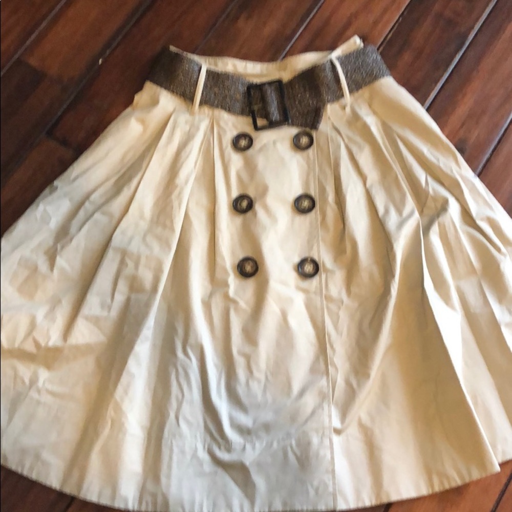 Khaki pleated flare skirt